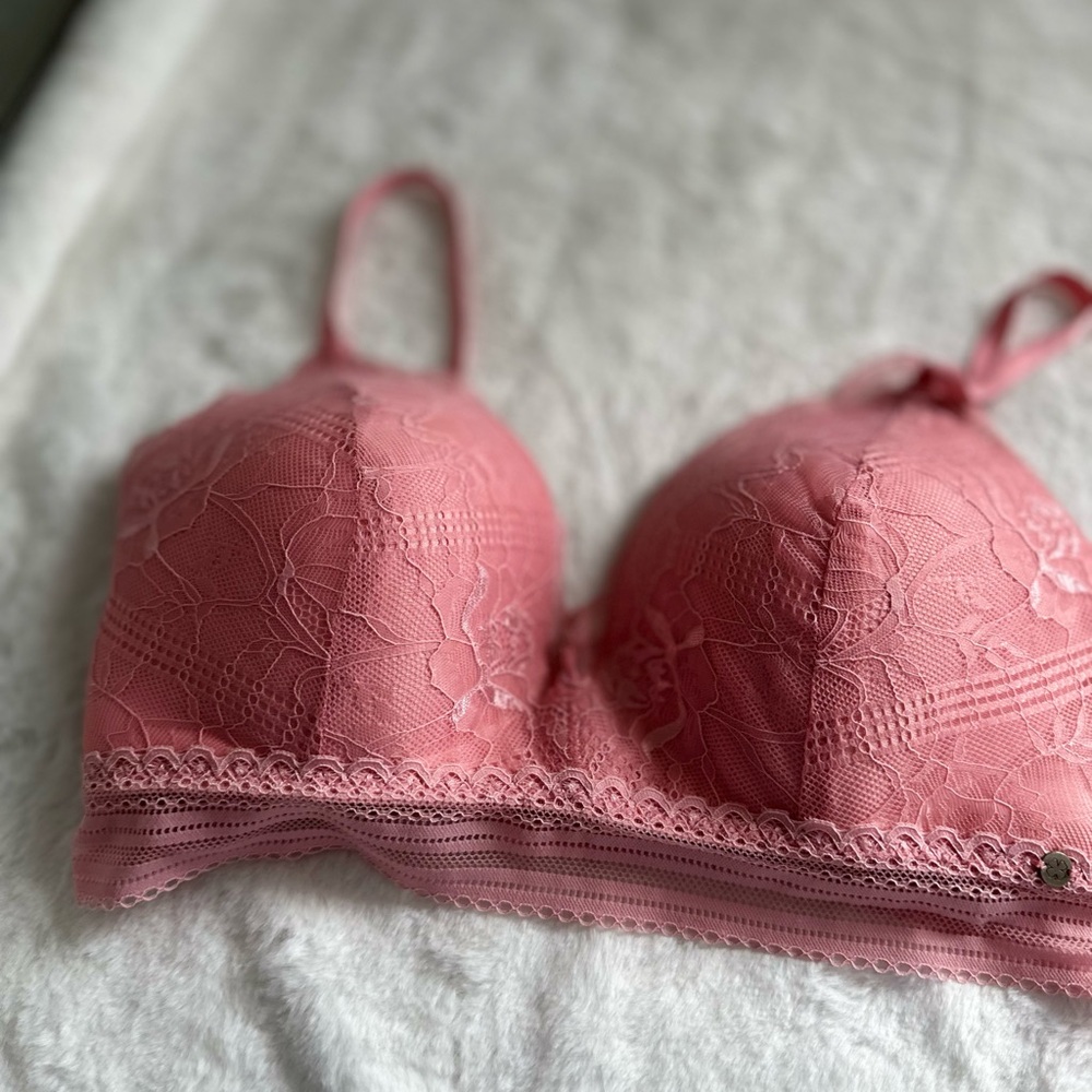 Elegant Pink Lace Bralette